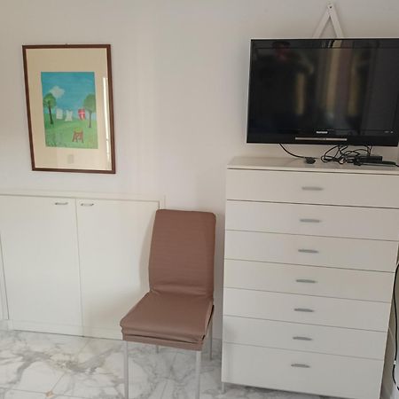 Appartamento 50 Mt Mare Con Parcheggio Riservato ริวาลิกูเร ภายนอก รูปภาพ
