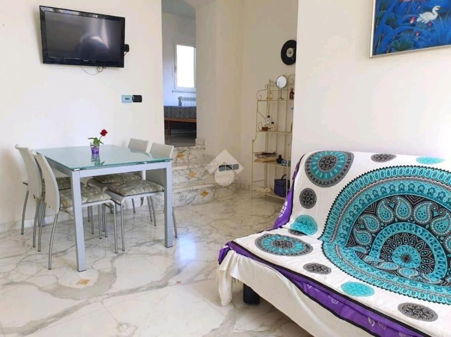 Appartamento 50 Mt Mare Con Parcheggio Riservato ริวาลิกูเร ภายนอก รูปภาพ